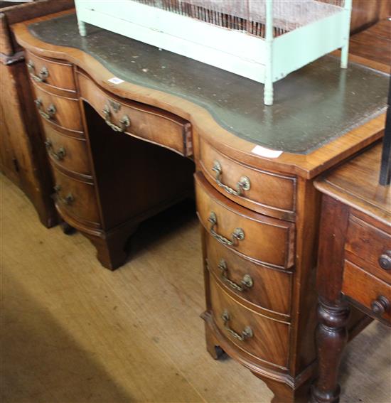 Leather top kneeehole desk